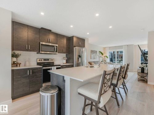2426 Trumpeter Way Nw, Edmonton, AB, T5S0R9 | Card Image