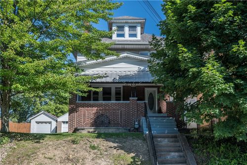 2716 Castlegate Ave, Brookline, PA, 15226-2063 | Card Image