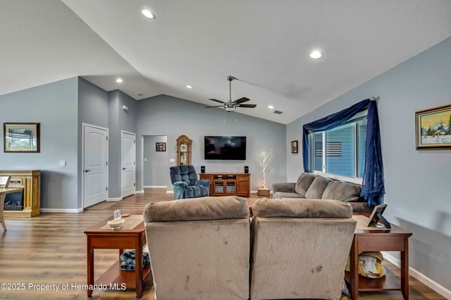 4123 Daisy Dr, House other with 3 bedrooms, 2 bathrooms and null parking in Hernando Beach FL | Image 13