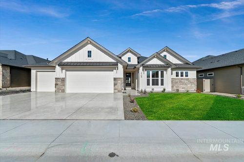 2109 N Peakhurt Ave, Kuna, ID, 83634-1086 | Card Image