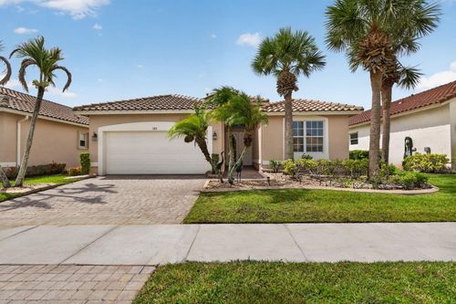 382 Nw Springview Loop, Port St Lucie, FL, 34986-2665 | Card Image