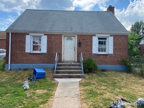 19 Baldwin St, Hartford, CT, 06114-3002 | Card Image