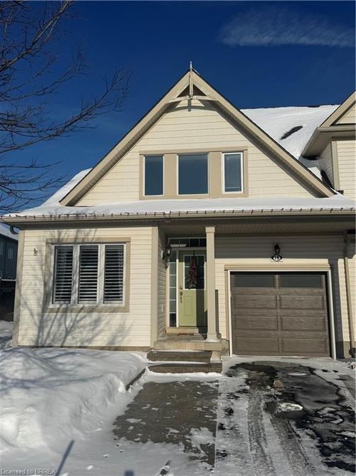 16 Dwyer Crt, Brantford, ON, N3T0G8 | Card Image