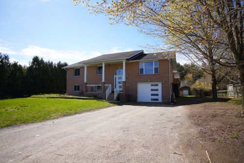 27 Pine Tree Dr, Hepworth, ON, N0H1P0 | Card Image