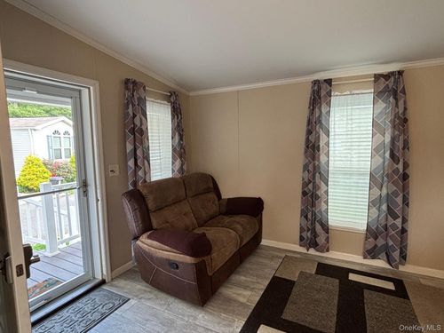 unit-27-61 Forge Rd, Riverhead, NY, 11901-3128 | Card Image