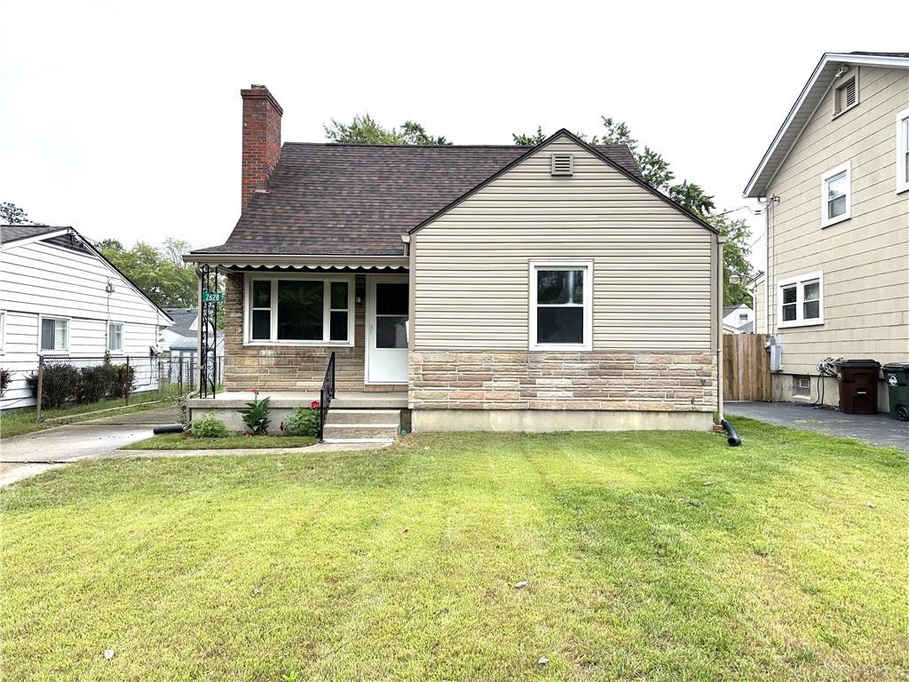 San Rae Dr, Dayton, OH 45419