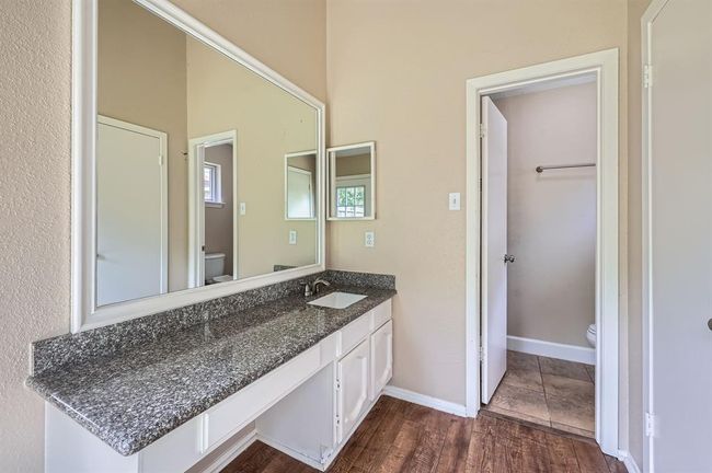 Primary Bathroom | Image 15