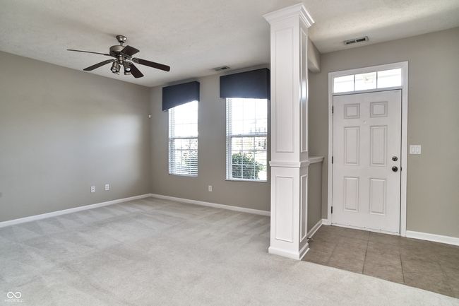 13499 Molique Blvd, Townhouse with 2 bedrooms, 3 bathrooms and null parking in Fishers IN | Image 4