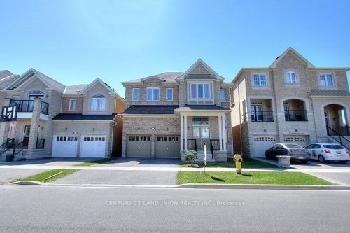 11 Brider Cres, Ajax, ON, L1Z0M3 | Card Image