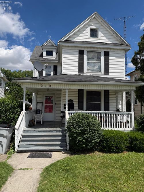 219 Woodbine St, Willard, OH, 44890-1414 | Card Image