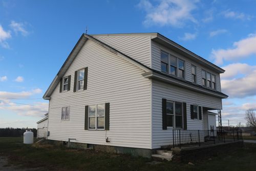 2596 Highgate Rd, Saint Albans, VT, 05478-9625 | Card Image