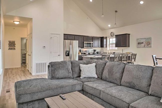 Living Rm | Image 25