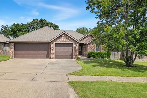 2958 N Cassius Ln, Fayetteville, AR, 72704-7110 | Card Image