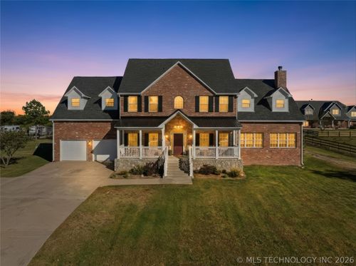 4843 S 81st West Ave, Tulsa, OK, 74107-8249 | Card Image