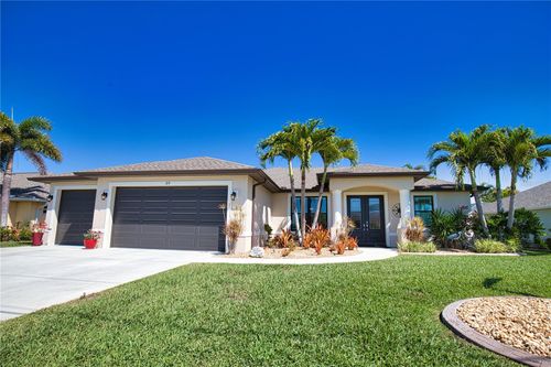 39 Medalist Rd, Rotonda West, FL, 33947-2166 | Card Image