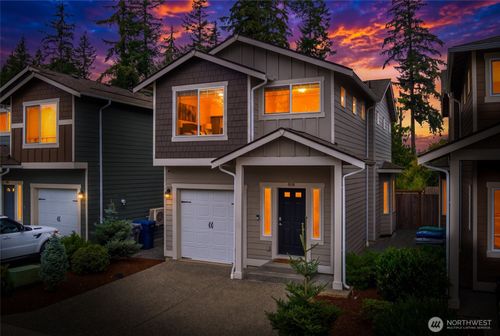 418 Raybird Ave, Granite Falls, WA, 98252-8655 | Card Image