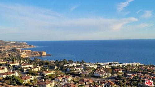 105-32724 Coastsite Dr, Rancho Palos Verdes, CA, 90275-5805 | Card Image