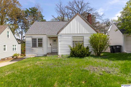 505 S 51st St, Omaha, NE, 68106-1301 | Card Image