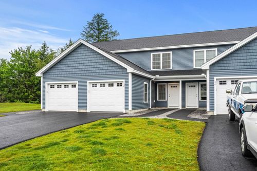 32-32 Trails Edge Cmns, Peterborough, NH, 03458-2127 | Card Image