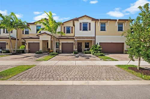 4641 Caspian Way, Davie, FL, 33314 | Card Image