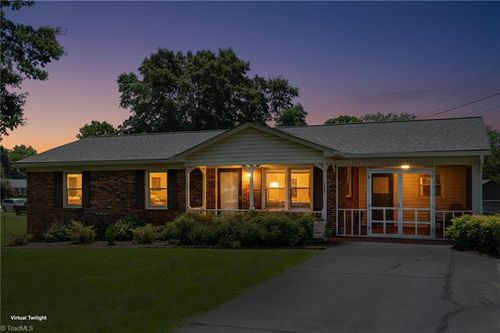 132 Circle Loop, Eden, NC, 27288-7532 | Card Image