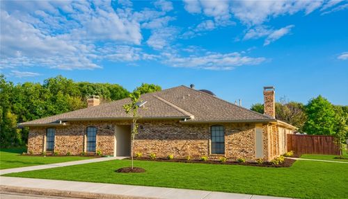 532 Shennandoah Dr, Desoto, TX, 75115-2990 | Card Image