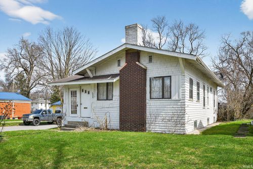 1526 N Olive St, South Bend, IN, 46628-2961 | Card Image
