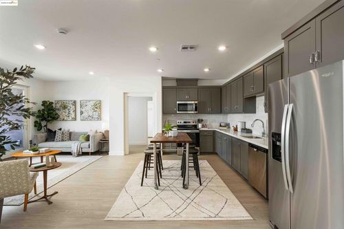 unit-207-500 Somi Ct, Hayward, CA, 94544-4991 | Card Image