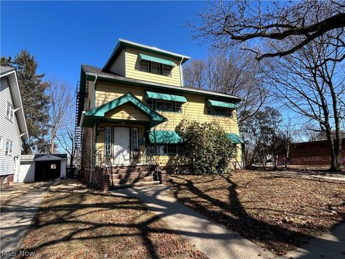 10518 Parkhurst Dr, Cleveland, OH, 44111-3686 | Card Image