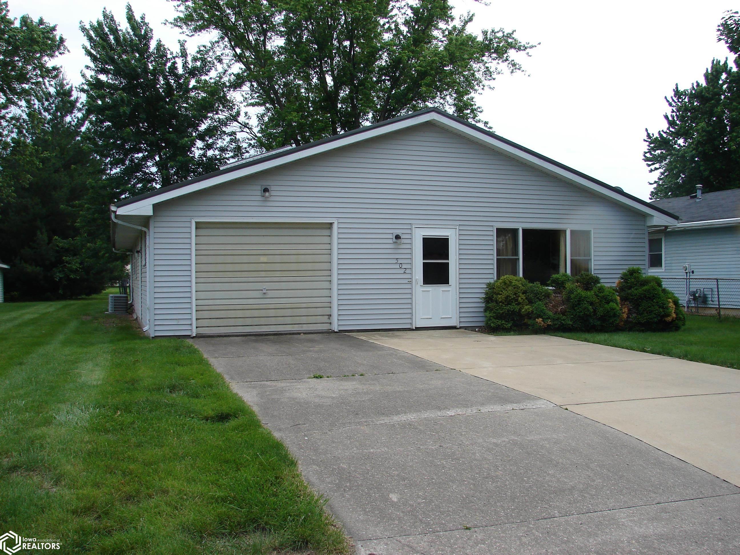 Harlan St, MT Pleasant, IA 52641