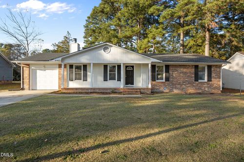 6982 Melbourne Dr, Fayetteville, NC, 28314-1110 | Card Image