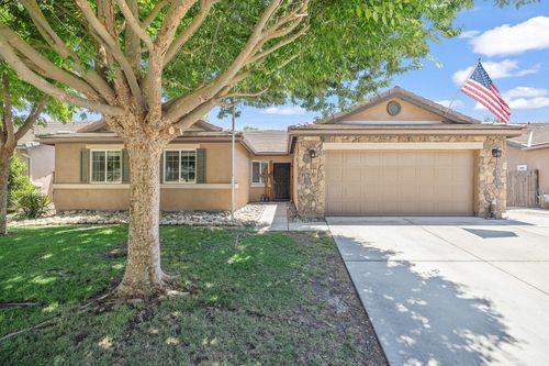 4237 E Murray Ave, Visalia, CA, 93292-7716 | Card Image