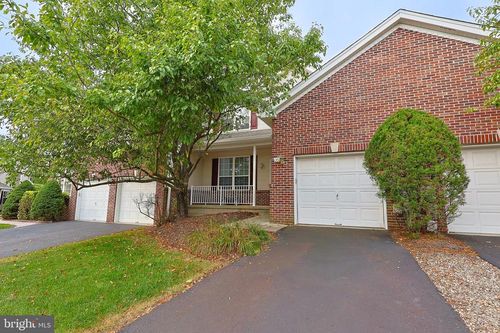 35 Dispatch Dr, WASHINGTON CROSSING, PA, 18977-1163 | Card Image