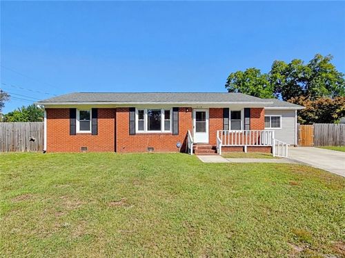 5128 Redwood Dr, Fayetteville, NC, 28304-4153 | Card Image
