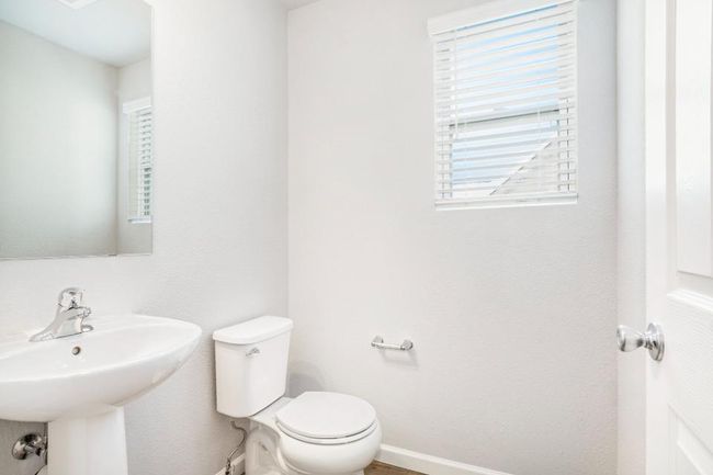 20-PCE099-i1800-Powder Room | Image 12