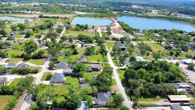 706 Cleo St, Home with 0 bedrooms, 0 bathrooms and null parking in Fresno TX | Image 13