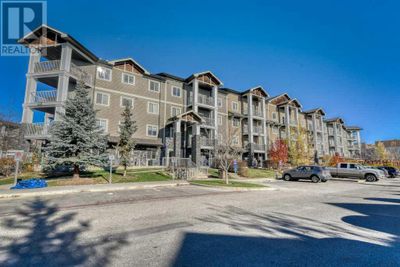 115 Prestwick Villas Se, Condo with 2 bedrooms, 2 bathrooms and 1 parking in Calgary AB | Image 2