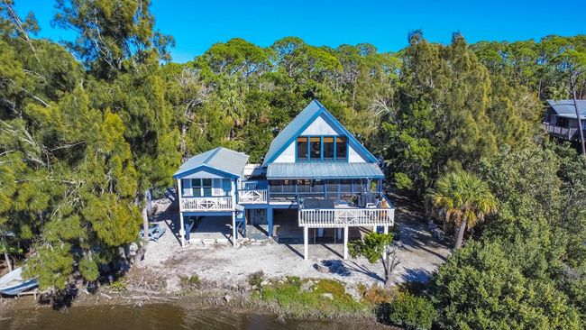 16490 Sw Indiana Ave, House other with 4 bedrooms, 4 bathrooms and null parking in CEDAR KEY FL | Image 84
