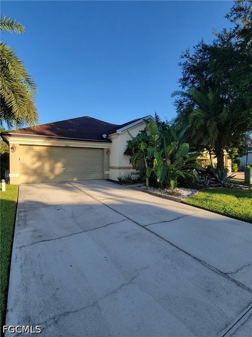 18141 Horizon View Blvd, LEHIGH ACRES, FL, 33972-4804 | Card Image