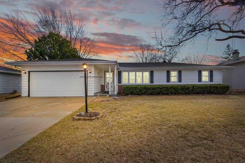 219 Center Street, North Fond Du Lac, WI, 54937 | Card Image