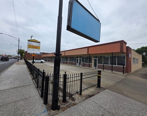 4612-4600-4612 S Pulaski Rd, Chicago, IL, 60632-4038 | Card Image