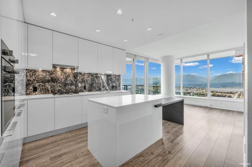 4711-4510 Halifax Way, Burnaby, BC, V5C0K4 | Card Image