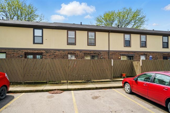 Back Entry / Parking - 5775 Corinne Creek Drive, Columbus, OH 43232 | Image 40