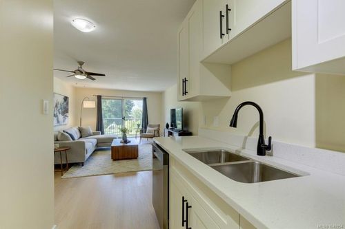 103-40 Stanley Rd, Lake Cowichan, BC, V0R | Card Image