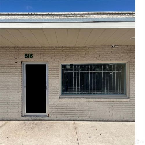 516 S 17th St, McAllen, TX, 78501-5213 | Card Image
