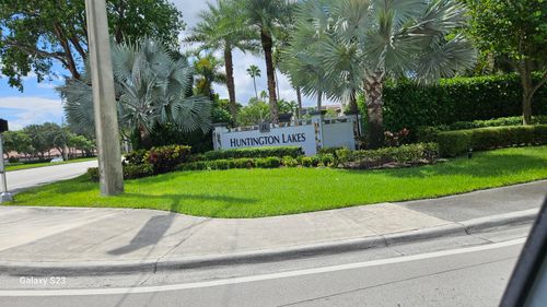 7185 Huntington Ln, Delray Beach, FL, 33446-2519 | Card Image