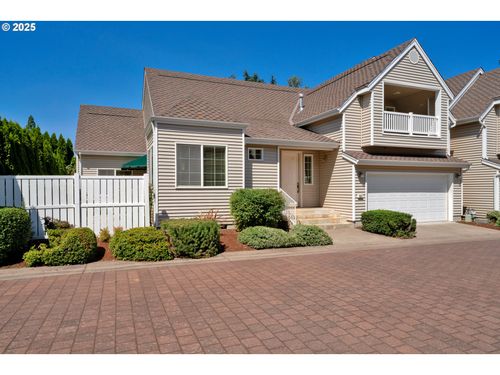 437 Covey Ln, Eugene, OR, 97401-7854 | Card Image