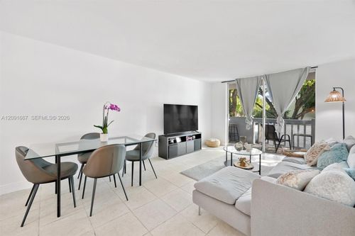 201-1800 Sans Souci Blvd, North Miami, FL, 33181-3032 | Card Image