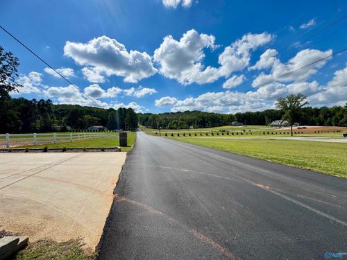 3220 Plumtree Pvt Rd, Decatur, AL, 35603-5362 | Card Image