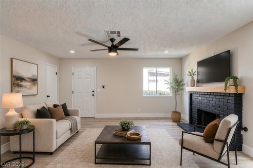 3638 Villa Knolls East Dr, Las Vegas, NV, 89120-4106 | Card Image